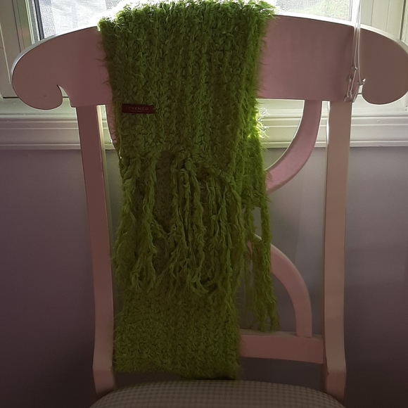 Lorenza Scarf made in Italy - Picture 2 of 3